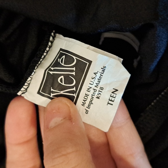 Kelle Costumes purple one shoulder costume - Picture 2 of 2